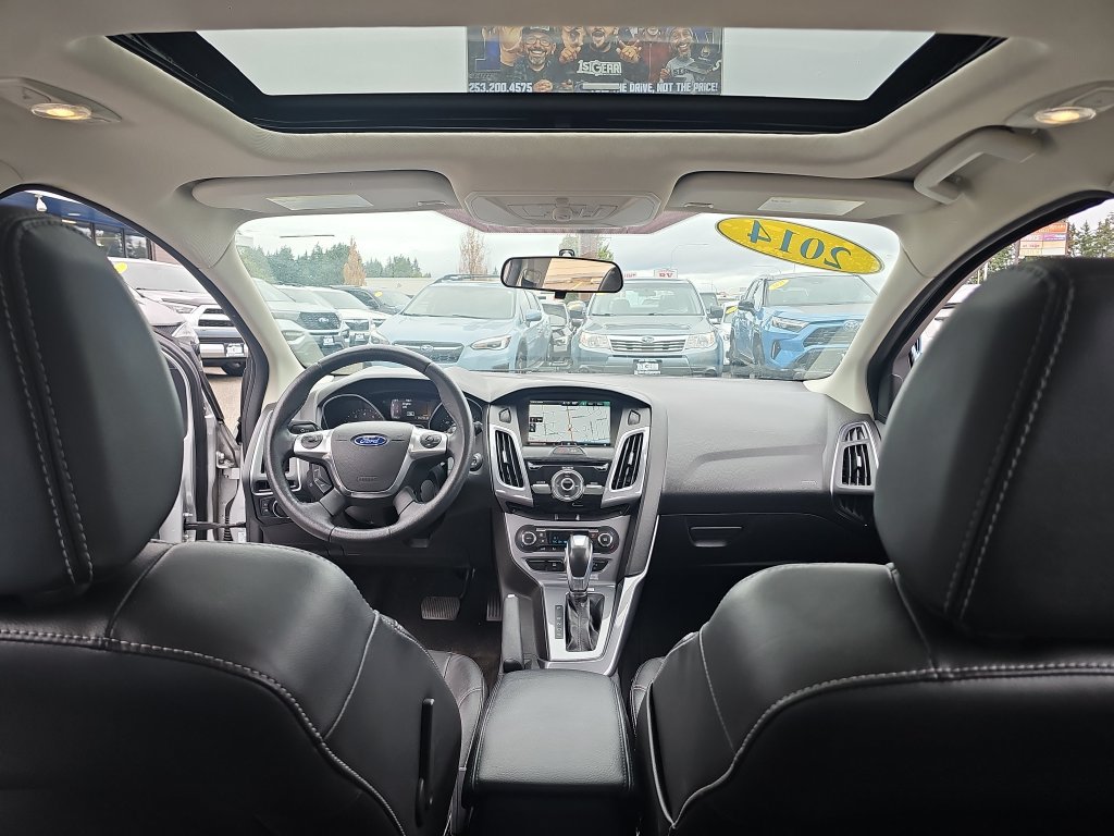 Used 2014 Ford Focus Titanium FWD image 35