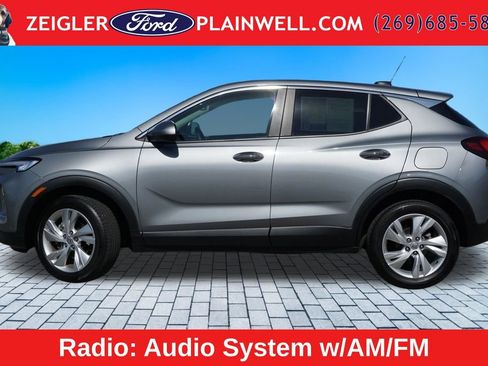 Used 2024 Buick Encore GX Preferred FWD image 2