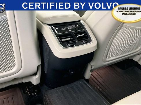 Certified 2023 Volvo XC60 B5 Ultimate w/ Climate Package image 32