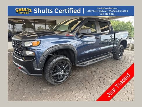 Used 2021 Chevrolet Silverado 1500 Custom Trail Boss AWD/4WD image 1