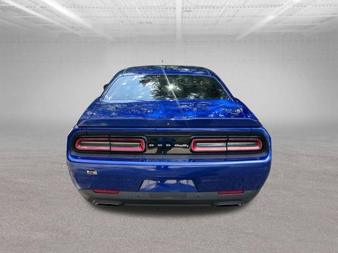Used 2020 Dodge Challenger R/T RWD image 4