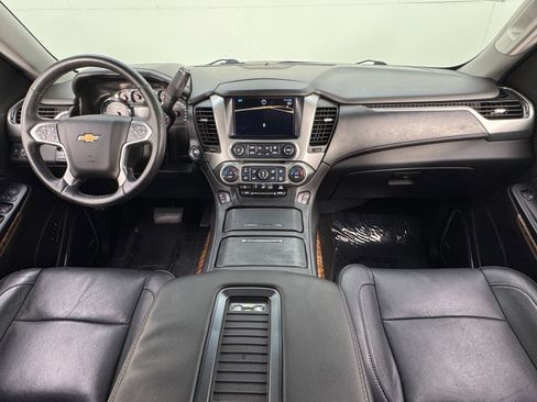 Used 2015 Chevrolet Suburban LTZ image 12