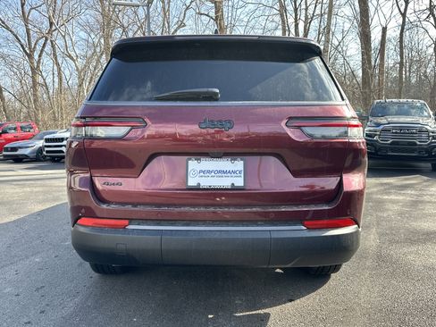 New 2026 Jeep Grand Cherokee L Limited w/ Limited Altitude Package AWD/4WD image 16