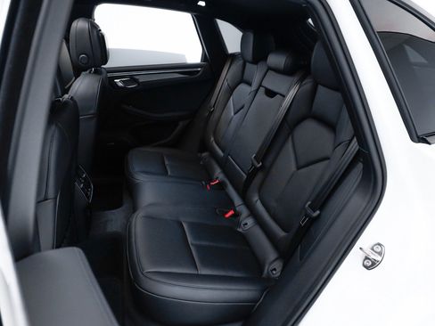 Certified 2023 Porsche Macan Turbo AWD/4WD image 26