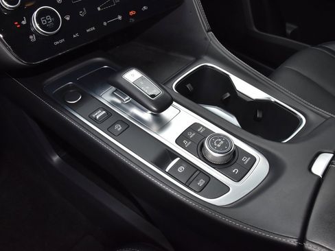 Used 2023 INFINITI QX60 Luxe w/ Vision Package image 31