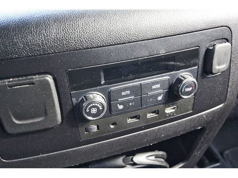 Used 2020 GMC Yukon Denali w/ Denali Ultimate Package image 12