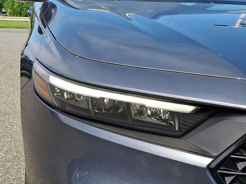 Used 2024 Honda Accord EX image 9