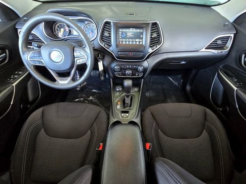 Certified 2020 Jeep Cherokee Latitude image 9