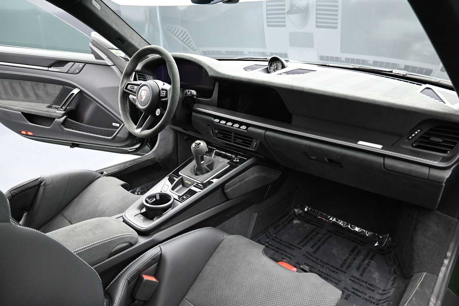 Certified 2026 Porsche 911 GT3 w/ Weissach Package RWD image 17