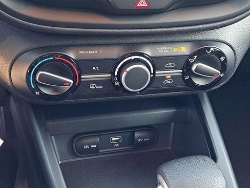 New 2025 Kia Soul LX image 12