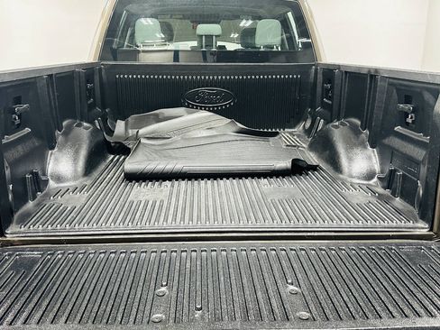 Used 2015 Ford F150 XL w/ Equipment Group 101A Mid AWD/4WD image 25