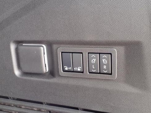 New 2025 Chevrolet Tahoe Premier image 11