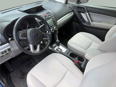 Used 2018 Subaru Forester 2.5i Premium w/ All-Weather Package AWD/4WD image 10
