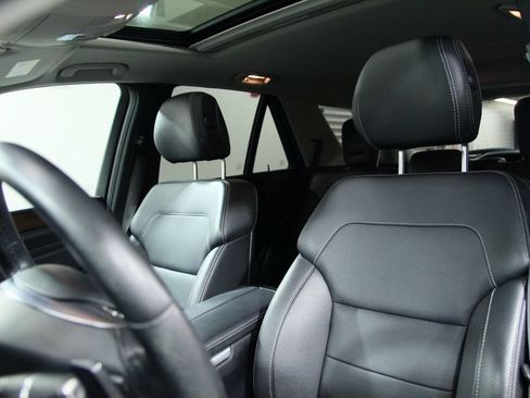 Used 2014 Mercedes-Benz ML 350 4MATIC image 6