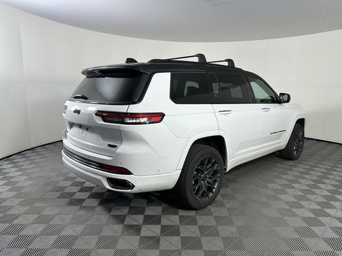 Used 2024 Jeep Grand Cherokee L Summit w/ Advanced Protech Group IV image 10