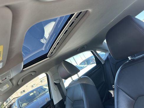Used 2014 Volkswagen Passat 1.8T SEL Premium image 9