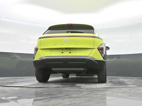 Certified 2025 Hyundai Kona SEL image 34