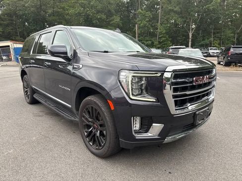 Used 2023 GMC Yukon XL SLT AWD/4WD image 7