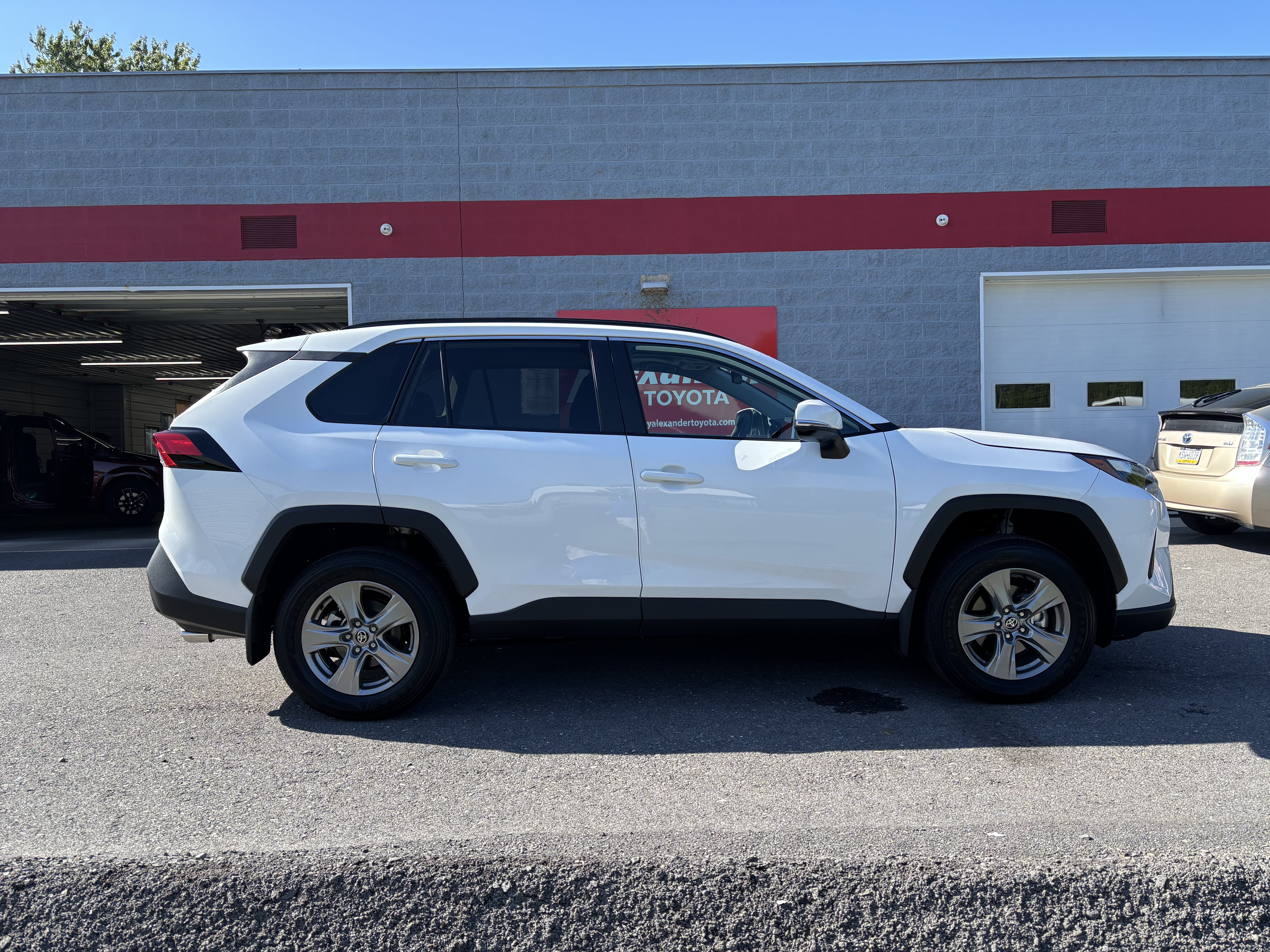 Certified 2025 Toyota RAV4 XLE w/ Convenience Package AWD/4WD image 2