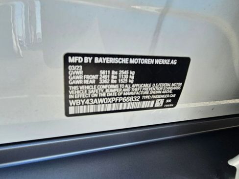 Used 2023 BMW i4 eDrive35 w/ Premium Package image 25