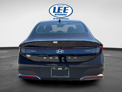 New 2026 Hyundai Sonata SE FWD image 4