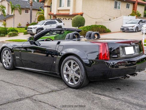 Used 2006 Cadillac XLR image 6