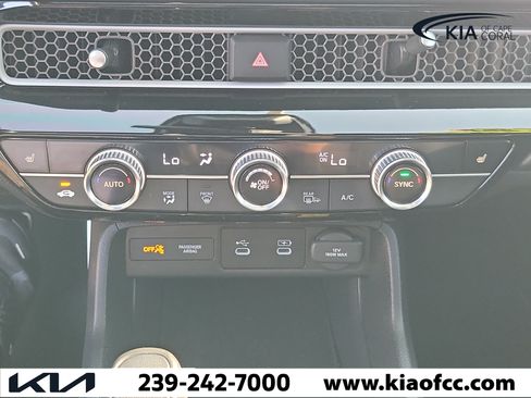 Used 2025 Honda Civic Sport image 28