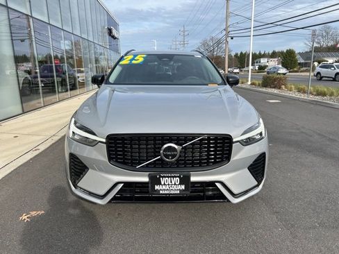 Certified 2025 Volvo XC60 B5 Plus image 6