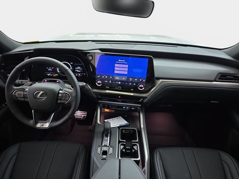 New 2026 Lexus TX 500h AWD image 10