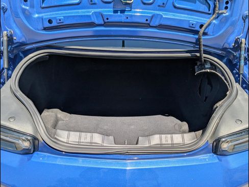 Used 2019 Chevrolet Camaro SS RWD image 20