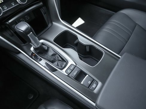 Used 2021 Honda Accord Sport Special Edition image 12