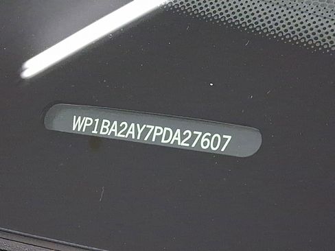 Certified 2023 Porsche Cayenne Coupe image 21