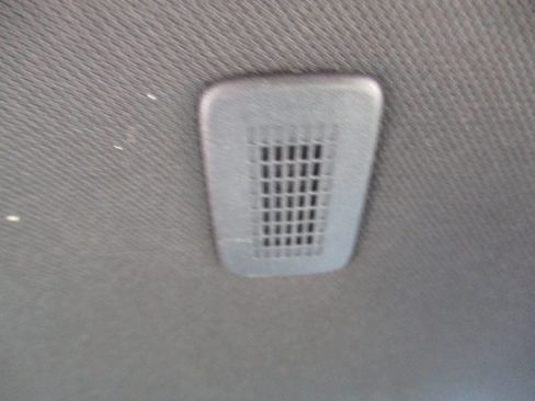 Used 2017 Ford Explorer XLT w/ Equipment Group 201A image 34