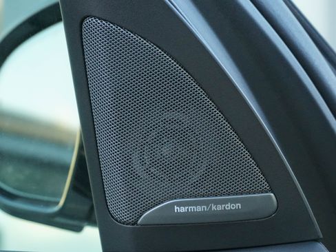 Used 2025 BMW X5 xDrive40i w/ Executive Package image 27