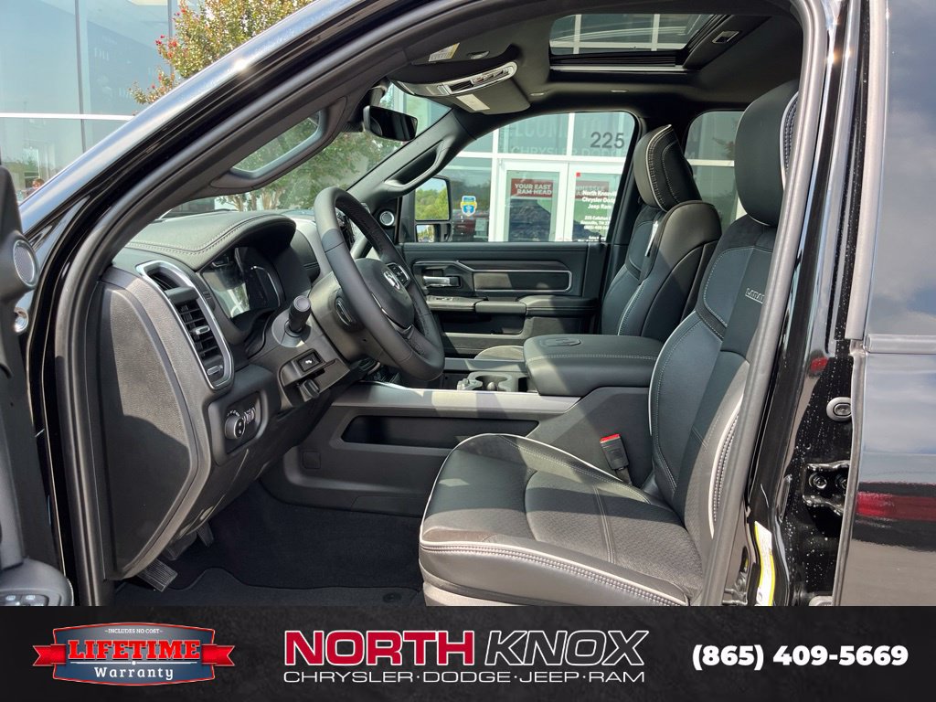 New 2027 RAM 2500 Laramie AWD/4WD image 3