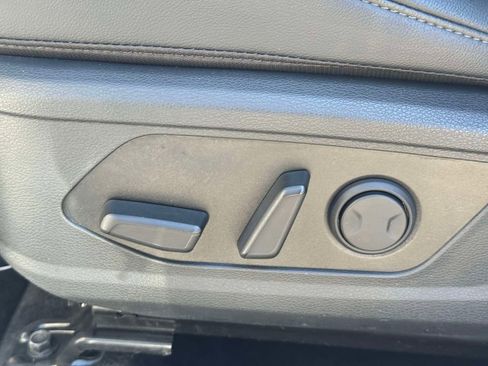 Used 2023 Kia Sportage EX AWD/4WD image 16