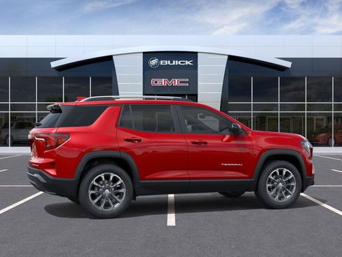 New 2026 GMC Terrain Elevation FWD image 5