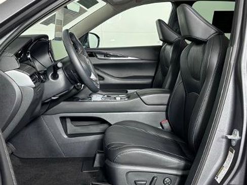 Certified 2025 INFINITI QX60 Pure image 15