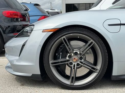 Used 2020 Porsche Taycan Turbo AWD/4WD image 38