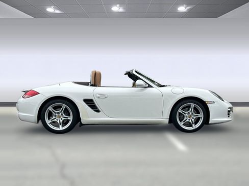 Used 2011 Porsche Boxster RWD image 7