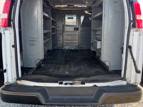 Used 2020 Chevrolet Express 2500 w/ Driver Convenience Package RWD image 5