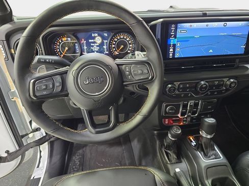 Used 2025 Jeep Wrangler Unlimited Rubicon 392 AWD/4WD image 19
