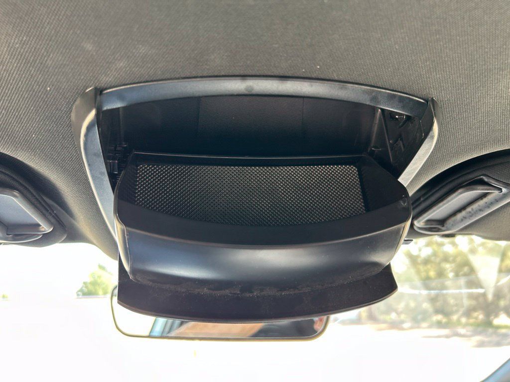 Used 2025 Toyota Camry XSE FWD image 32