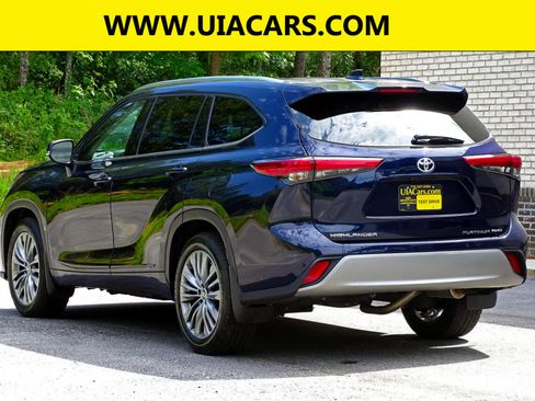 Used 2022 Toyota Highlander Platinum image 8