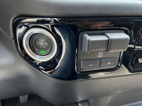 Used 2025 Chevrolet Silverado 1500 RST w/ Redline Edition image 43