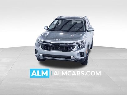 Used 2025 Kia Seltos EX