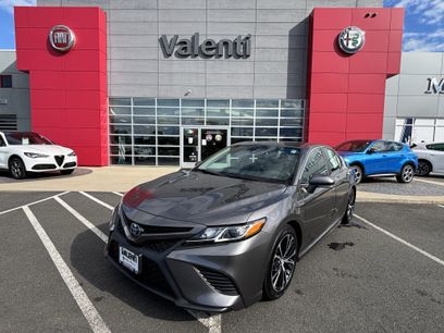 Used 2019 Toyota Camry SE w/ Audio Package