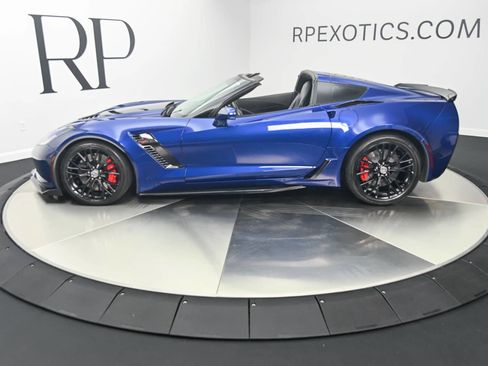 Used 2018 Chevrolet Corvette Z06 RWD image 8