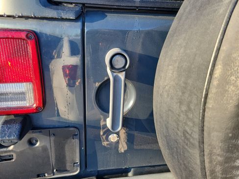 Used 2017 Jeep Wrangler Unlimited Sport w/ Quick Order Package 24S image 11