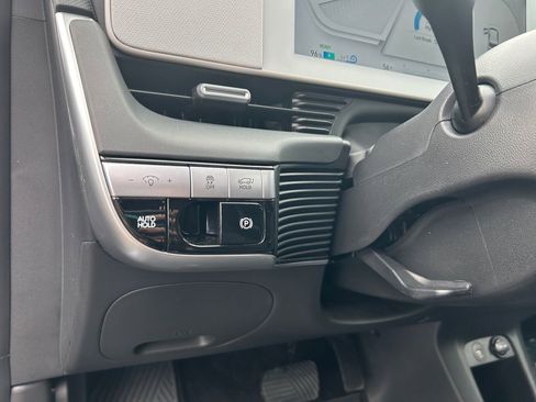 Certified 2024 Hyundai Ioniq 5 SEL AWD/4WD image 19